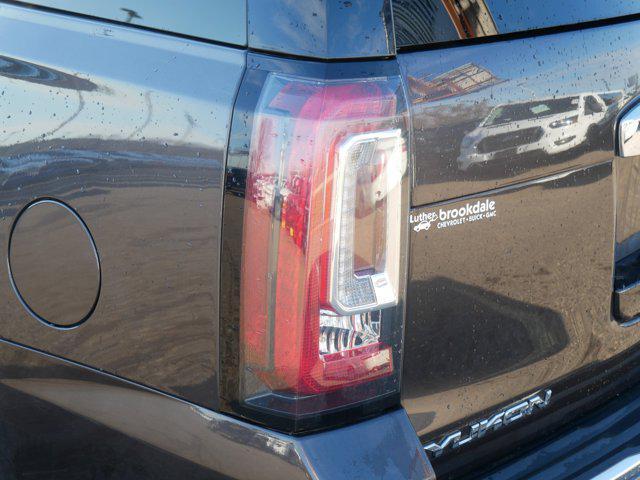 used 2016 GMC Yukon car, priced at $17,497