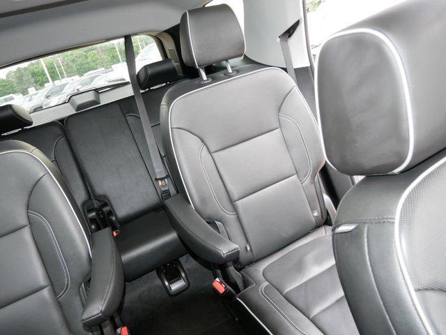 used 2020 Chevrolet Traverse car, priced at $30,996