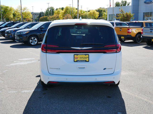 used 2022 Chrysler Pacifica Hybrid car, priced at $25,496