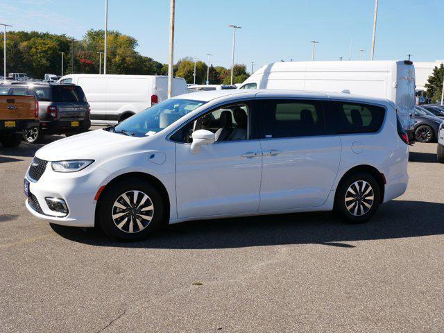 used 2022 Chrysler Pacifica Hybrid car, priced at $26,496