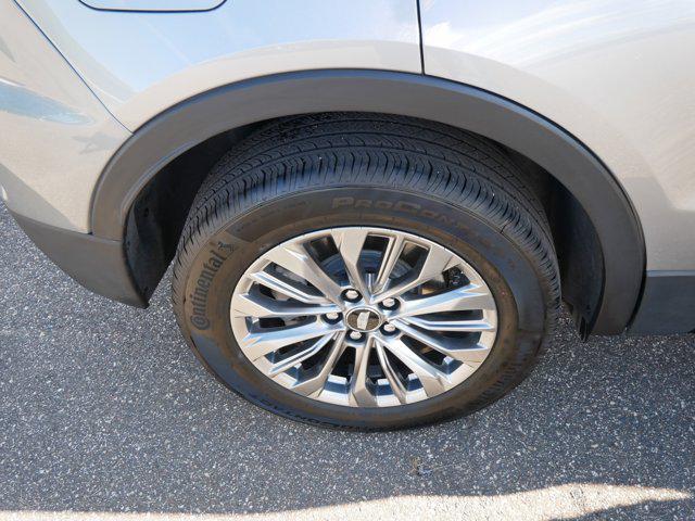 used 2025 Cadillac XT4 car, priced at $34,997