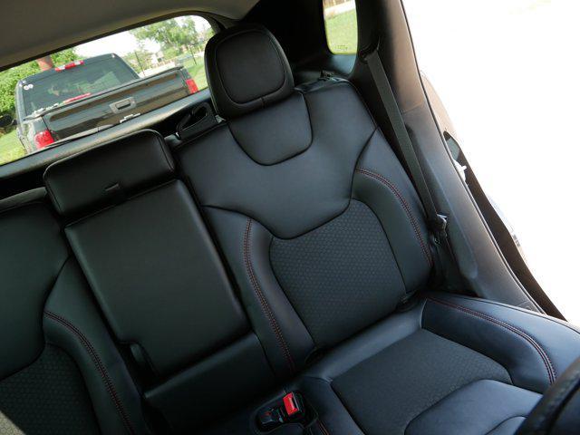 used 2022 Jeep Cherokee car, priced at $27,296