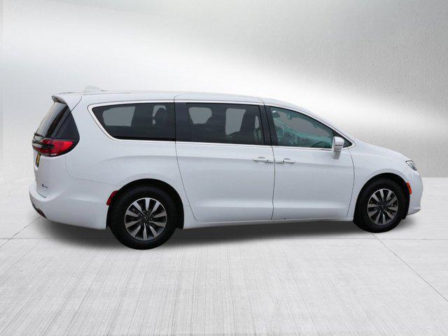 used 2022 Chrysler Pacifica Hybrid car, priced at $26,496