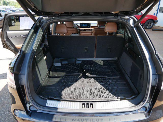used 2022 Lincoln Nautilus car, priced at $38,997