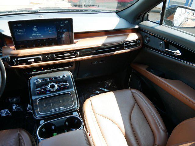 used 2022 Lincoln Nautilus car, priced at $38,997