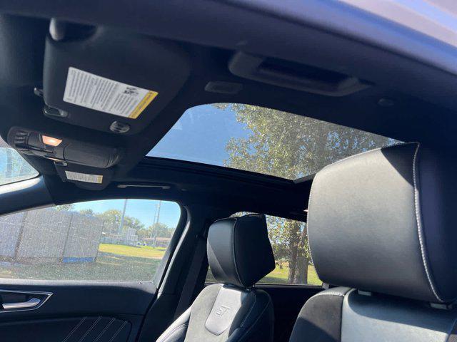 used 2022 Ford Edge car, priced at $31,000
