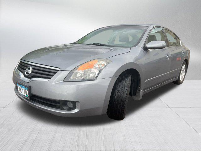 used 2009 Nissan Altima car, priced at $8,000