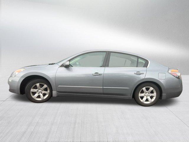 used 2009 Nissan Altima car, priced at $8,000
