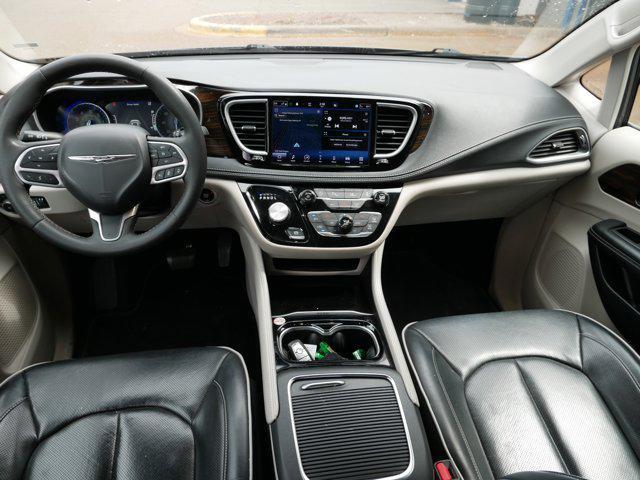 used 2023 Chrysler Pacifica car, priced at $27,296