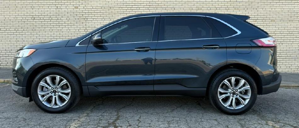 used 2024 Ford Edge car, priced at $29,989