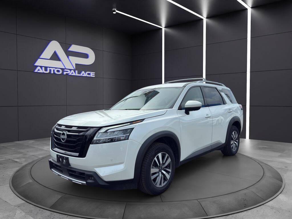 used 2023 Nissan Pathfinder car, priced at $25,883