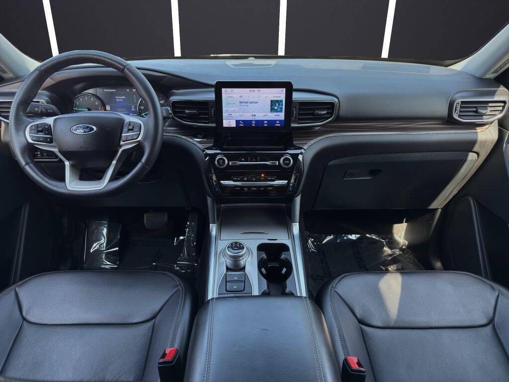 used 2024 Ford Explorer car, priced at $28,633