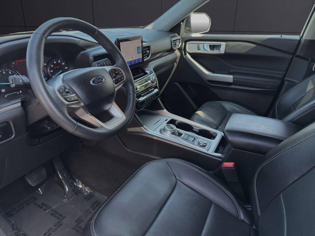 used 2024 Ford Explorer car, priced at $28,633