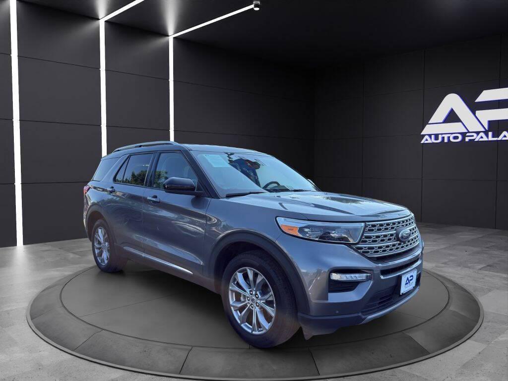 used 2024 Ford Explorer car, priced at $28,633