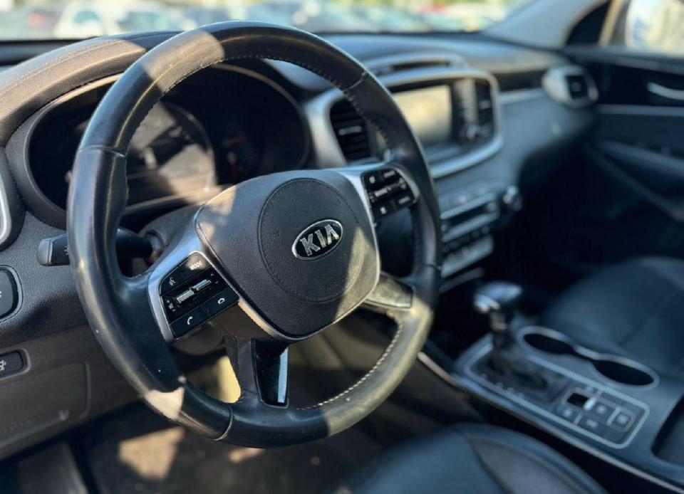 used 2019 Kia Sorento car, priced at $17,989