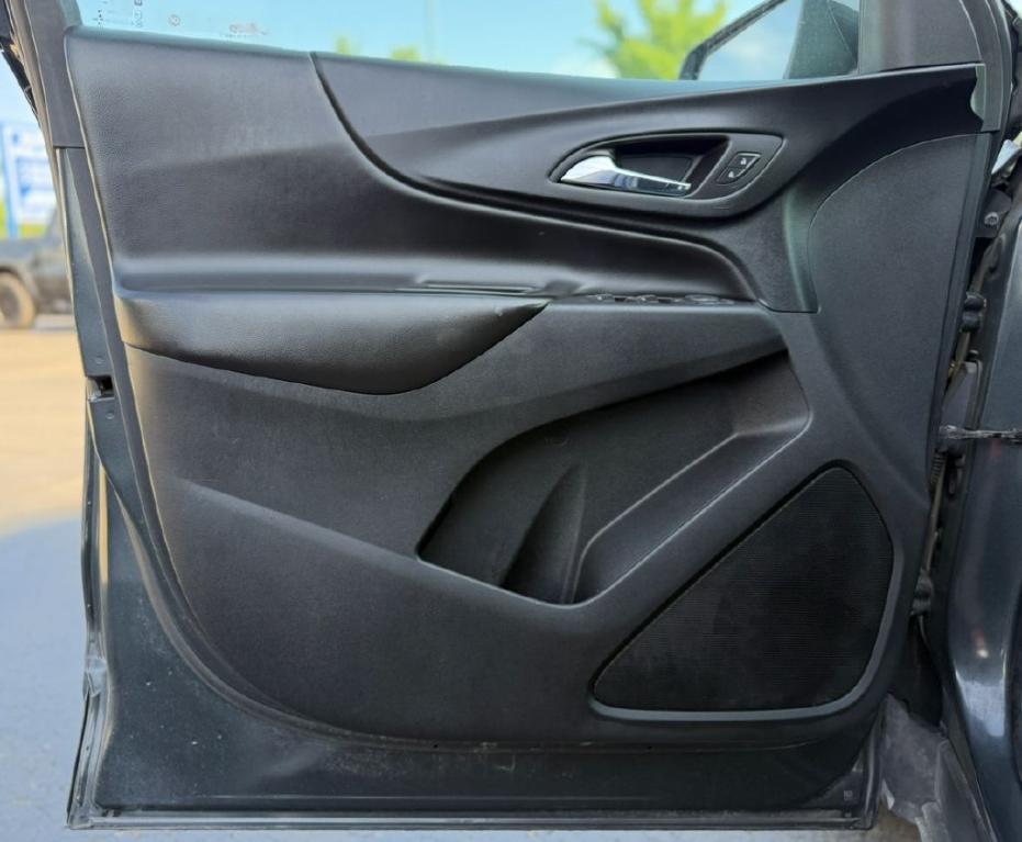 used 2018 Chevrolet Equinox car, priced at $11,642