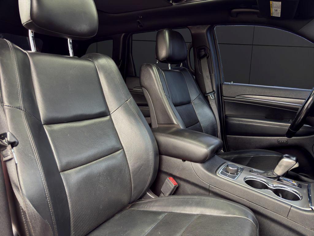 used 2021 Jeep Grand Cherokee car