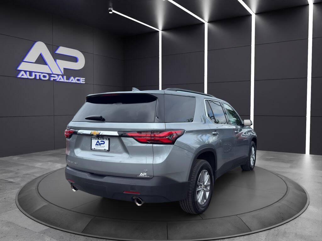 used 2023 Chevrolet Traverse car, priced at $22,388