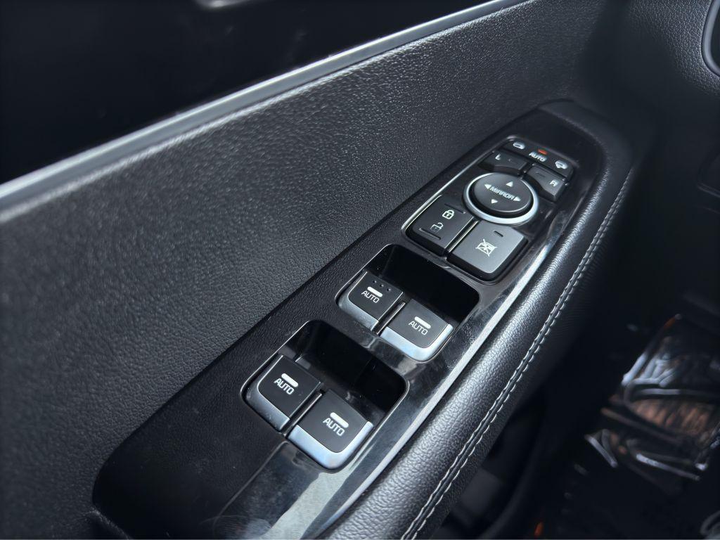 used 2016 Kia Sorento car, priced at $11,656