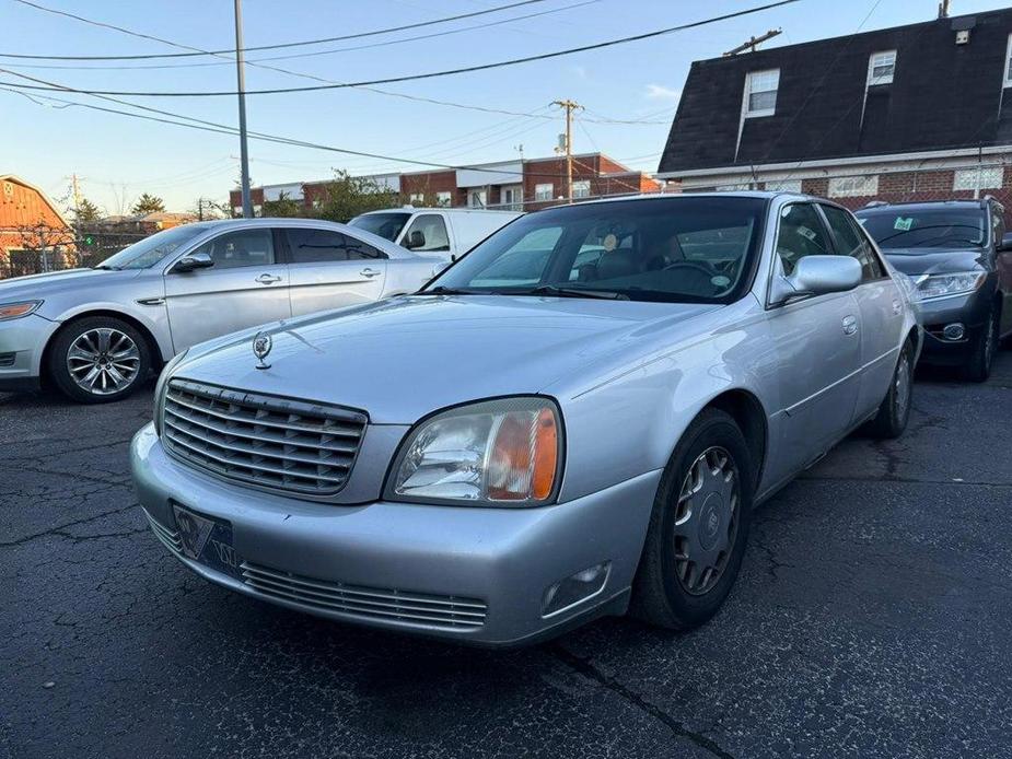 used 2000 Cadillac DeVille car, priced at $2,500