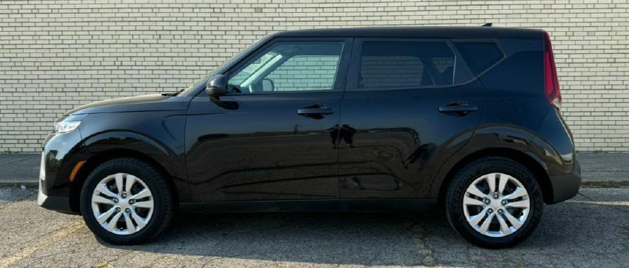 used 2021 Kia Soul car, priced at $11,498