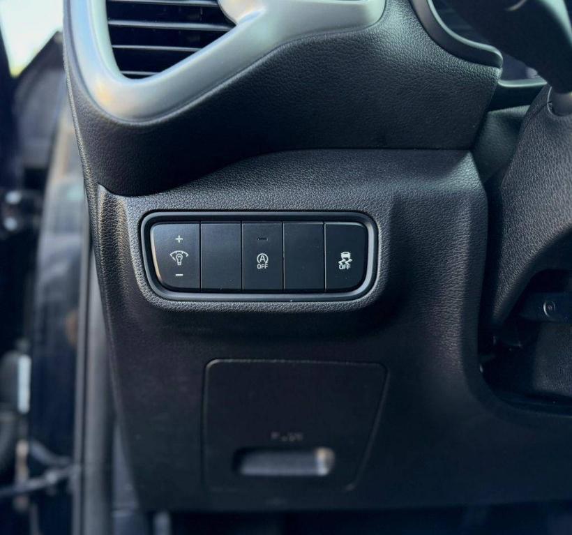 used 2022 Kia Soul car, priced at $13,833