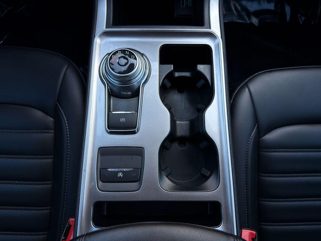 used 2024 Ford Edge car, priced at $19,933