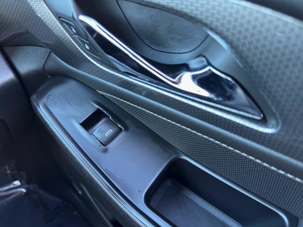 used 2023 Chevrolet Traverse car, priced at $33,933