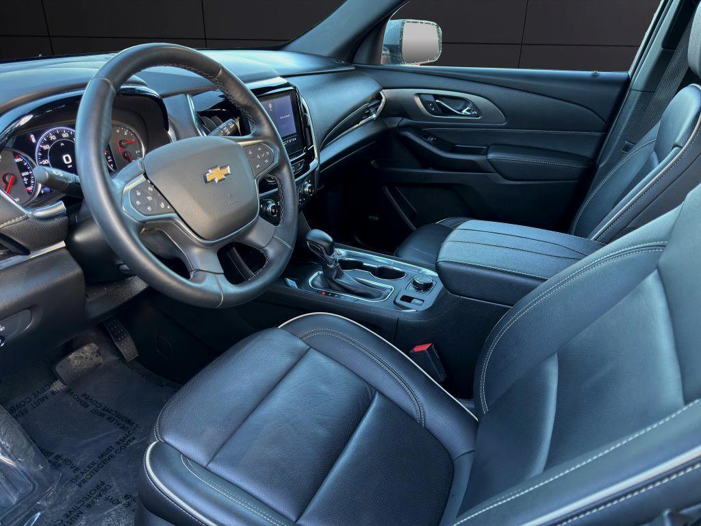 used 2023 Chevrolet Traverse car, priced at $33,933