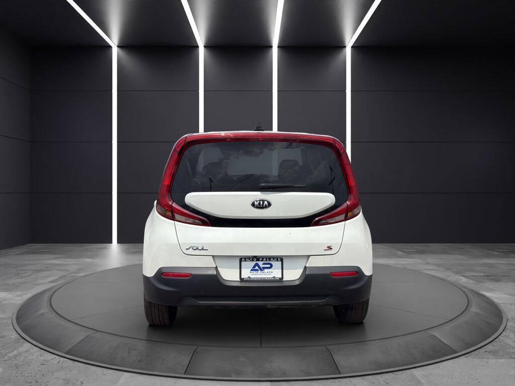 used 2021 Kia Soul car, priced at $11,491