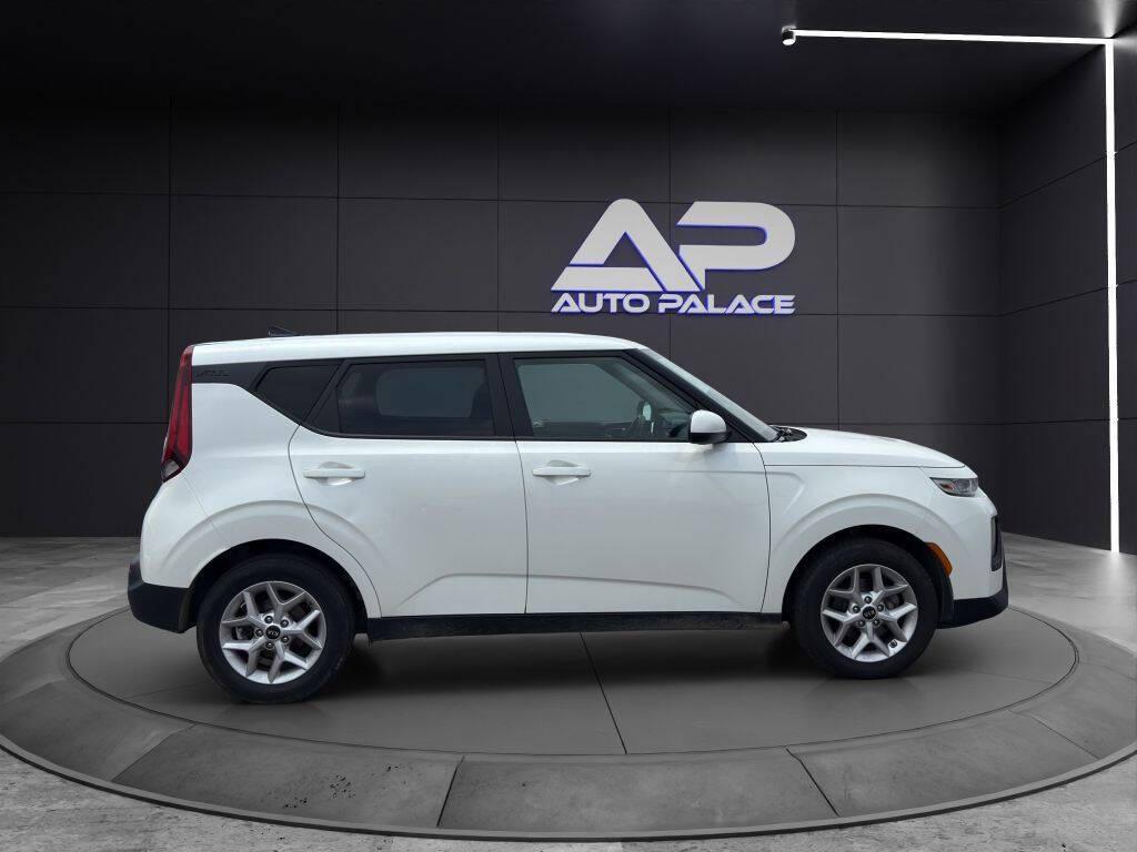 used 2021 Kia Soul car, priced at $11,491