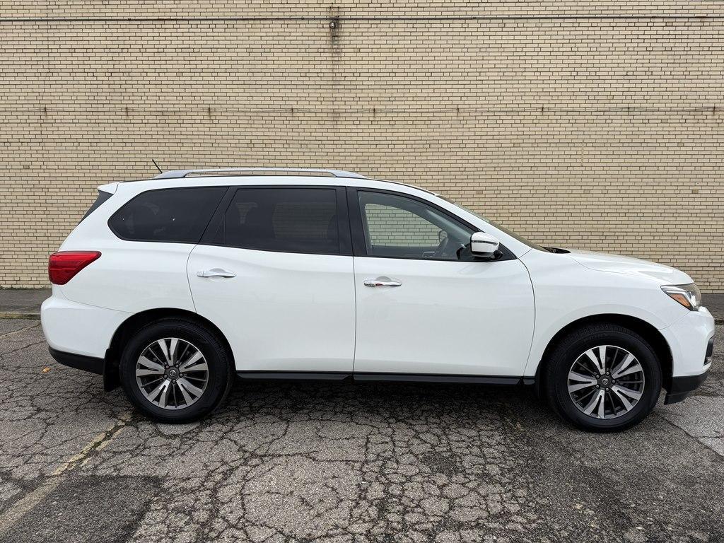 used 2017 Nissan Pathfinder car, priced at $9,999