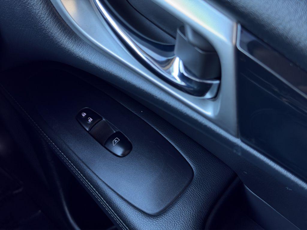 used 2020 Nissan Pathfinder car, priced at $15,951