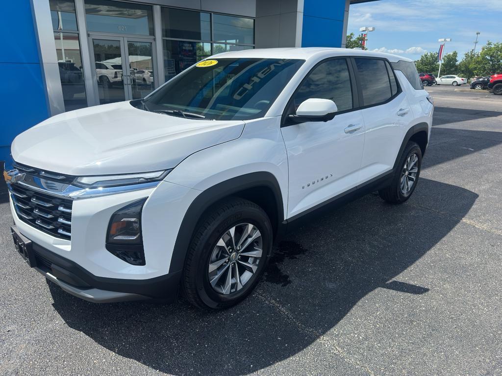 new 2026 Chevrolet Equinox car, priced at $35,350