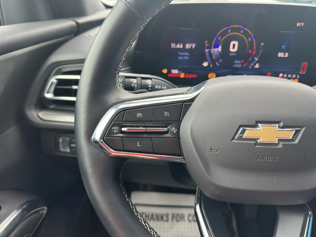 used 2025 Chevrolet Traverse car, priced at $43,988