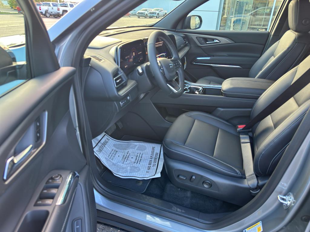 new 2026 Chevrolet Traverse car, priced at $46,500