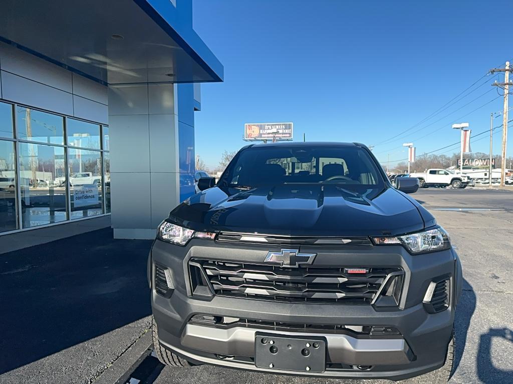 new 2025 Chevrolet Colorado car, priced at $43,290