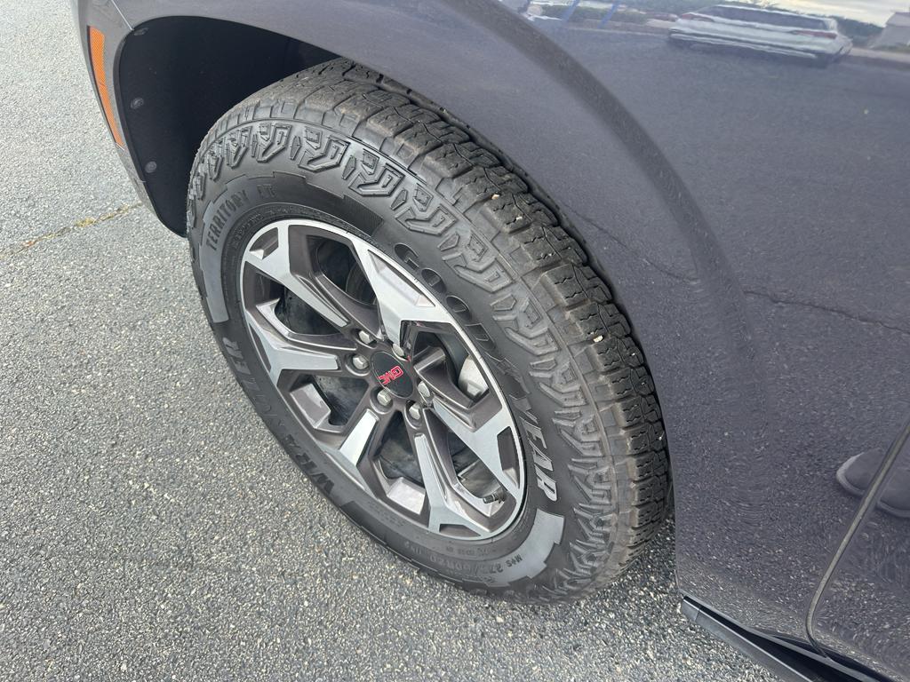 used 2025 GMC Yukon car, priced at $99,375