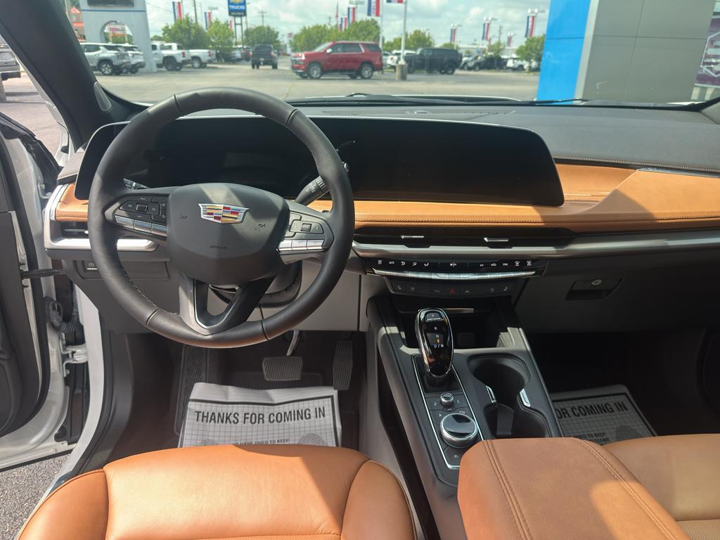 used 2024 Cadillac XT4 car, priced at $46,988