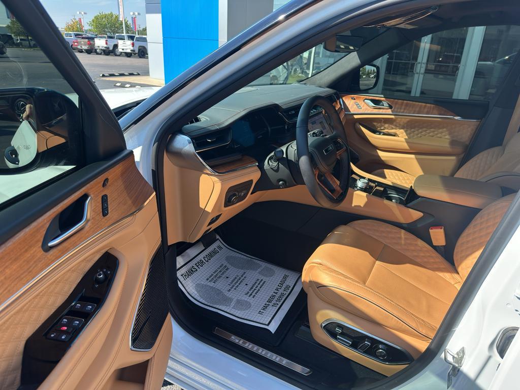 used 2024 Jeep Grand Cherokee L car, priced at $49,877