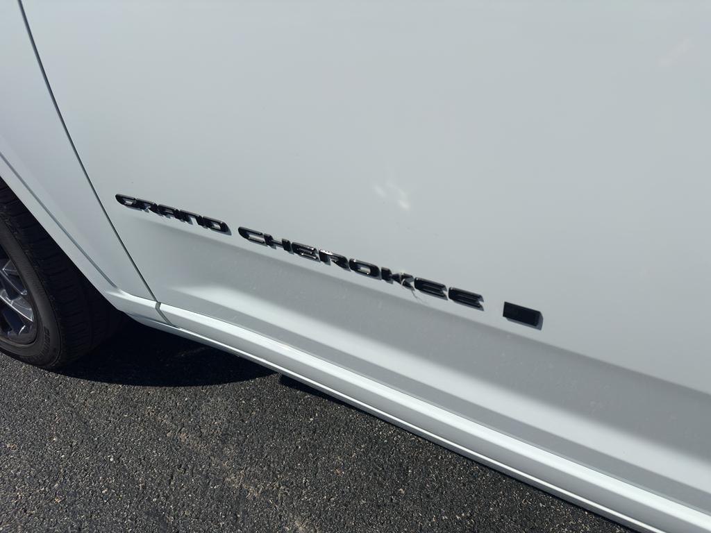 used 2024 Jeep Grand Cherokee L car, priced at $49,877