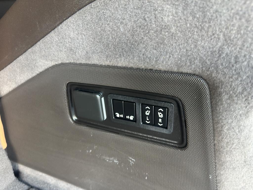 used 2022 Cadillac Escalade car, priced at $56,988