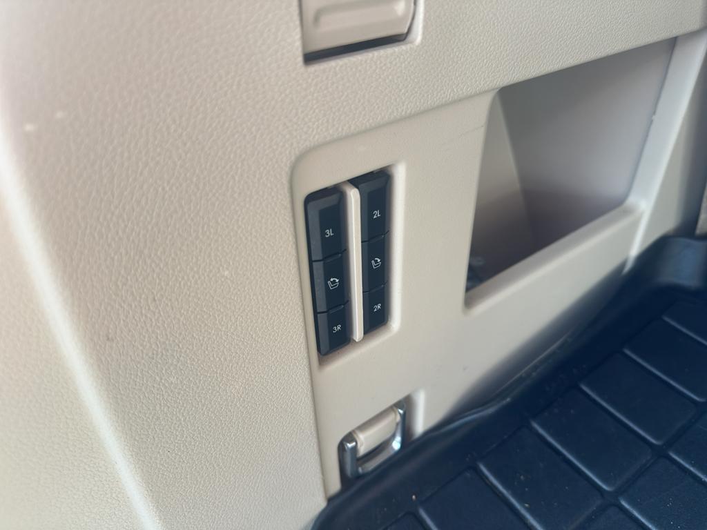 used 2018 Lincoln Navigator car, priced at $27,875