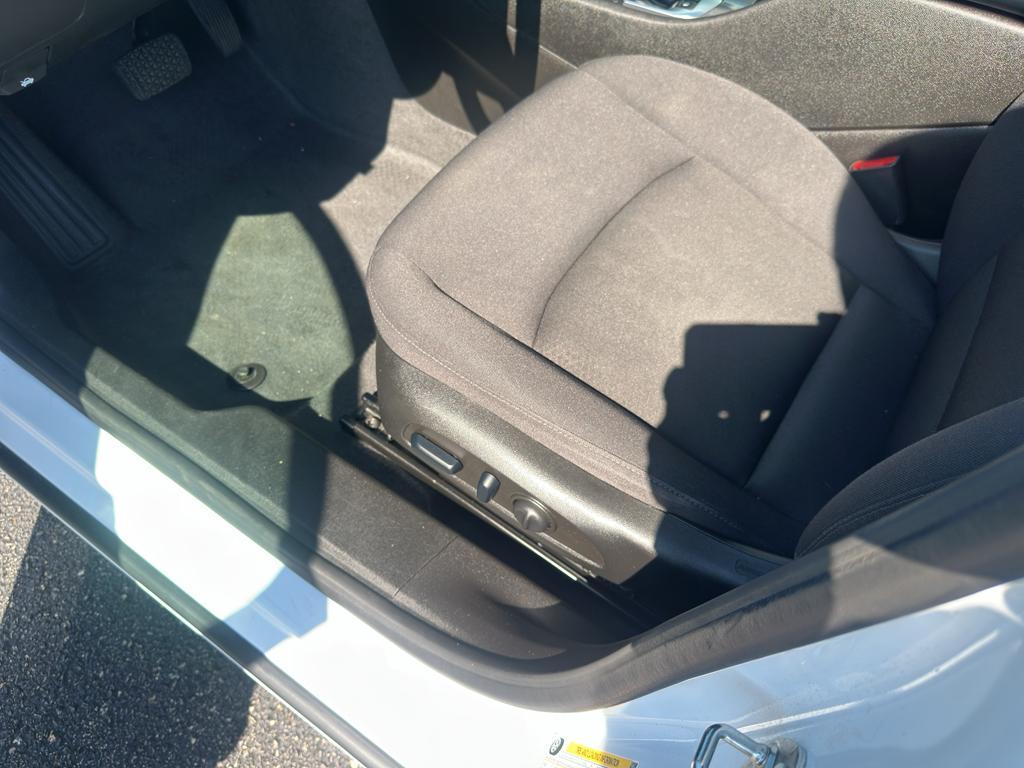 used 2024 Chevrolet Malibu car, priced at $22,988