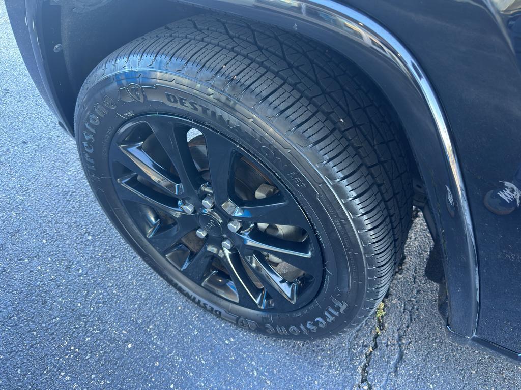 used 2020 Jeep Grand Cherokee car, priced at $23,988