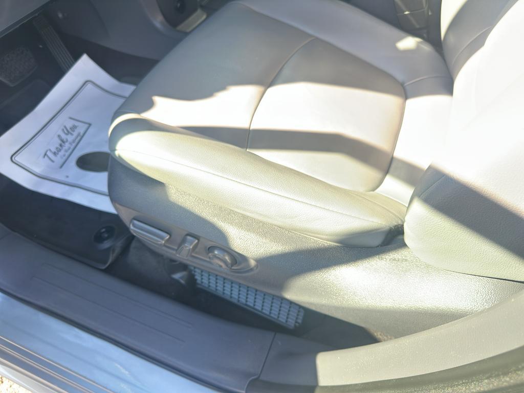 used 2021 Toyota Sienna car, priced at $38,988