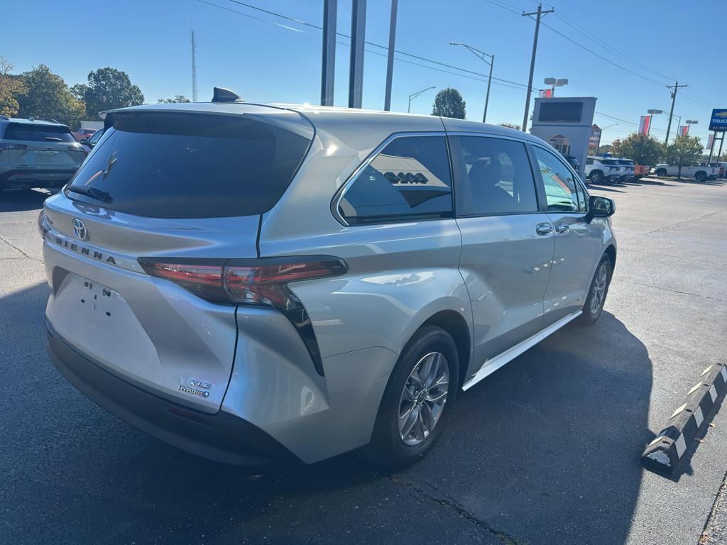 used 2021 Toyota Sienna car, priced at $38,988