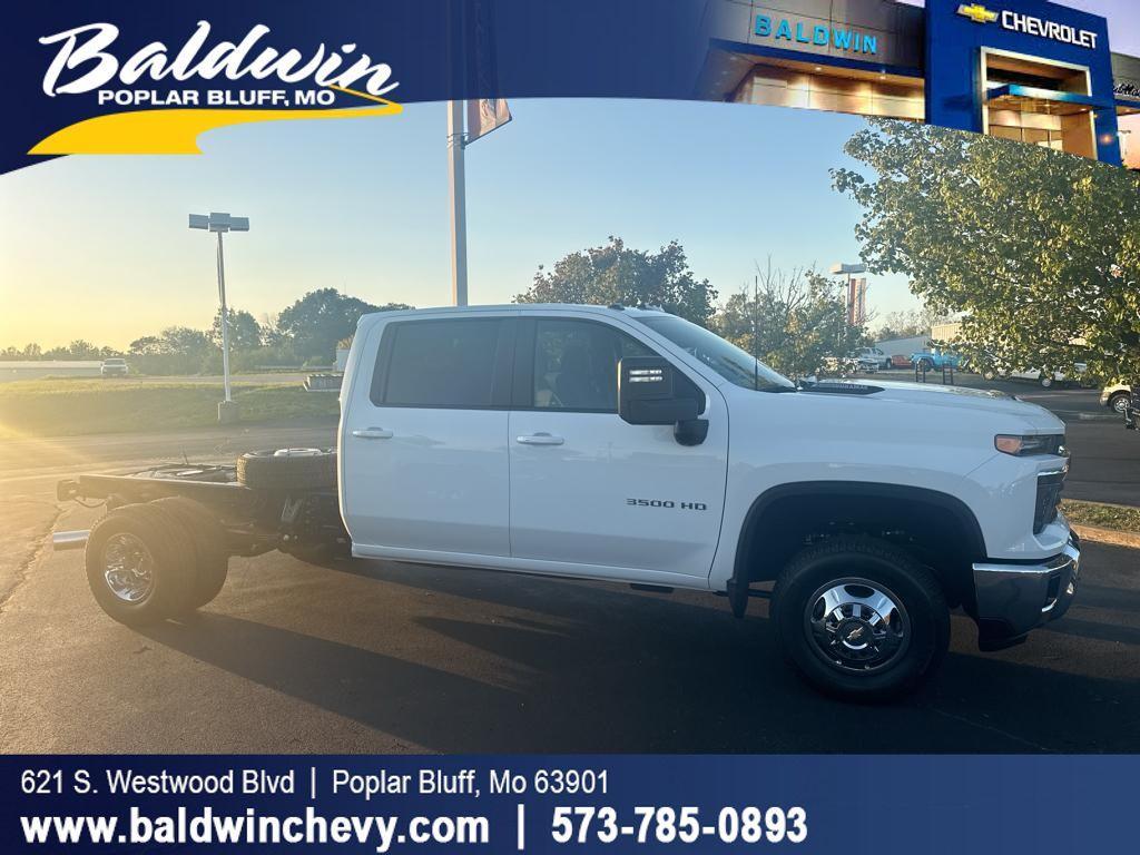 new 2025 Chevrolet Silverado 3500 car, priced at $70,805