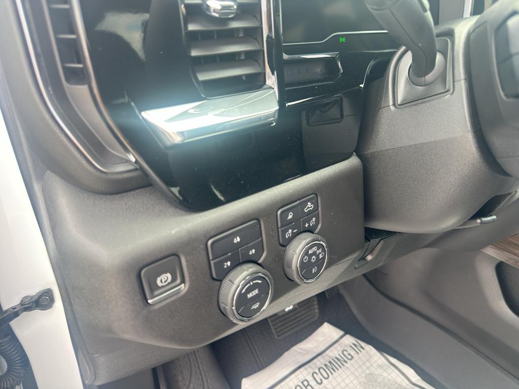 new 2025 Chevrolet Silverado 3500 car, priced at $70,805
