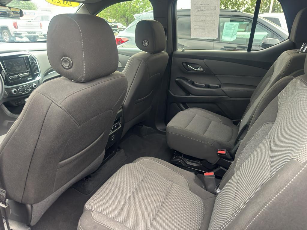used 2023 Chevrolet Traverse car, priced at $28,975